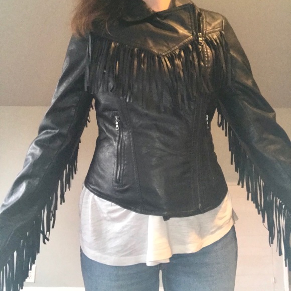 Amazing fringe faux leather jacket NWOT - Picture 2 of 6